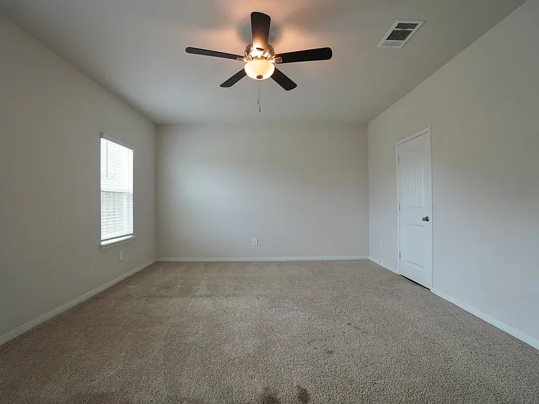 115 Bethpage Dr — Photo 17
