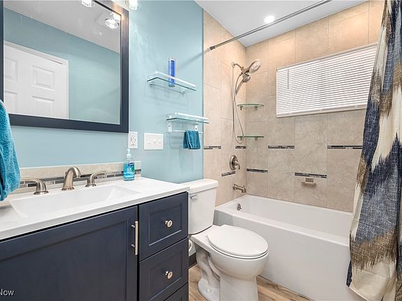 5th image of 4011 Norfolk Ave