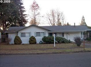 2210 Churchill St, Eugene, OR 97405