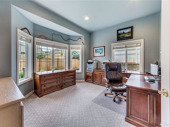 4th image of 5213 76th Avenue Ct W