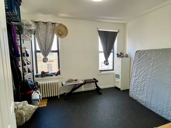 21-43 27th Street image 1 of 10