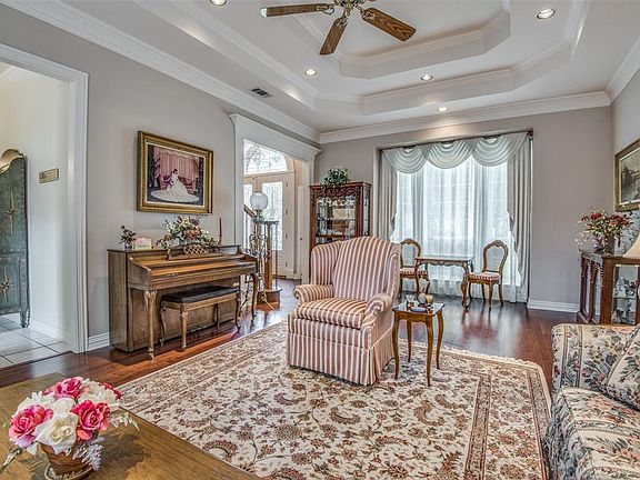 5th image of 6066 Forest River Dr