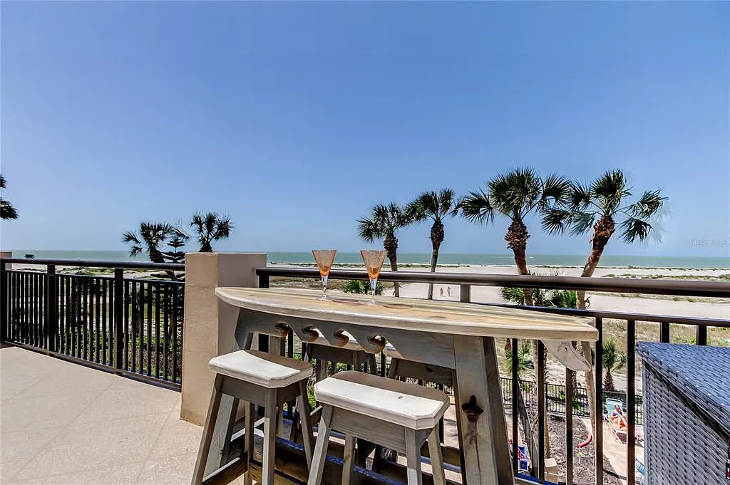 1 bed, 1.5 bath, 900 sqft, $2,950 — Photo 4
