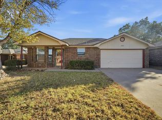 2105 84th St, Lubbock, TX 79423