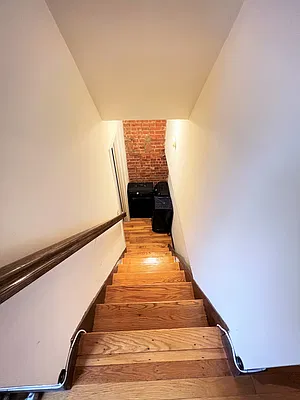 Rented by City Connections Realty | media 12