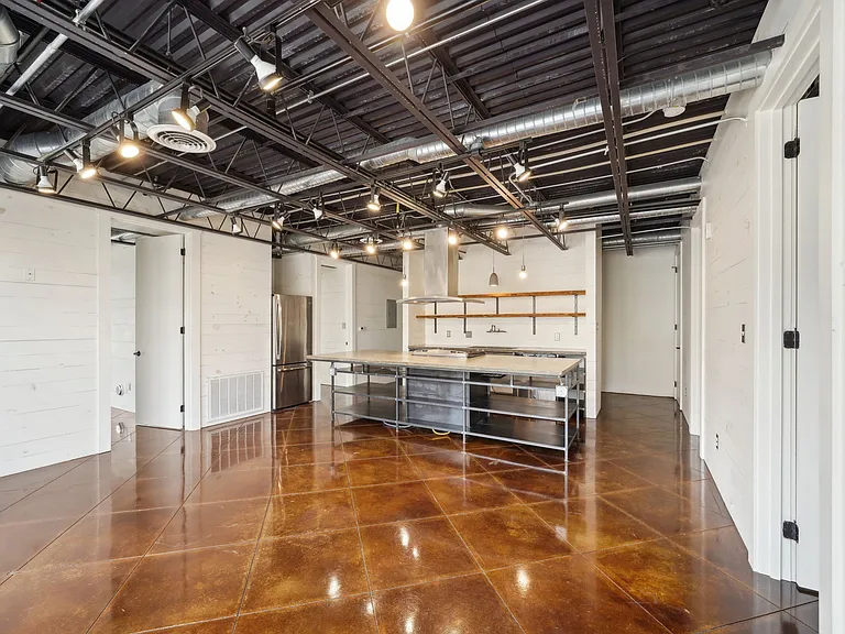 Lofts on 15th — Photo 43