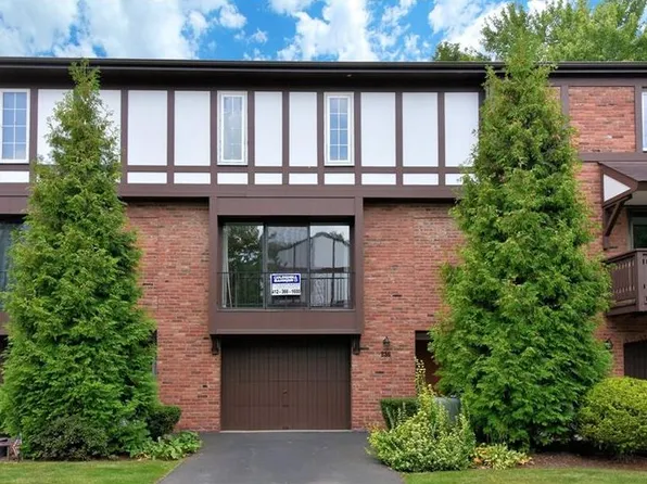 236 Woodbridge Dr, Pittsburgh, PA 15237