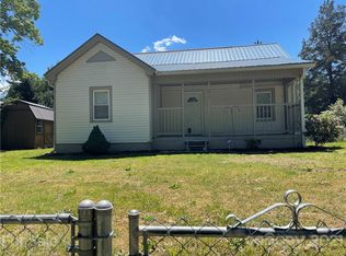 202 Hillcrest Ave, Rhodhiss, NC 28667