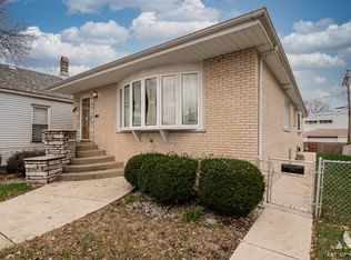 2939 S Arch St, Chicago, IL 60608