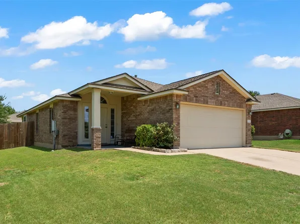 1004 Whitley Dr, Leander, TX 78641