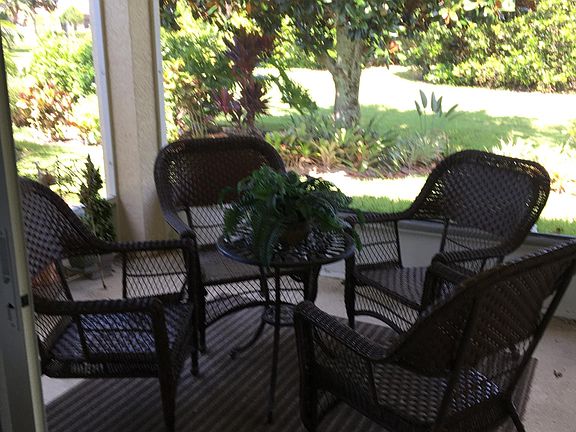2nd image of 1111 Yosemite Dr
