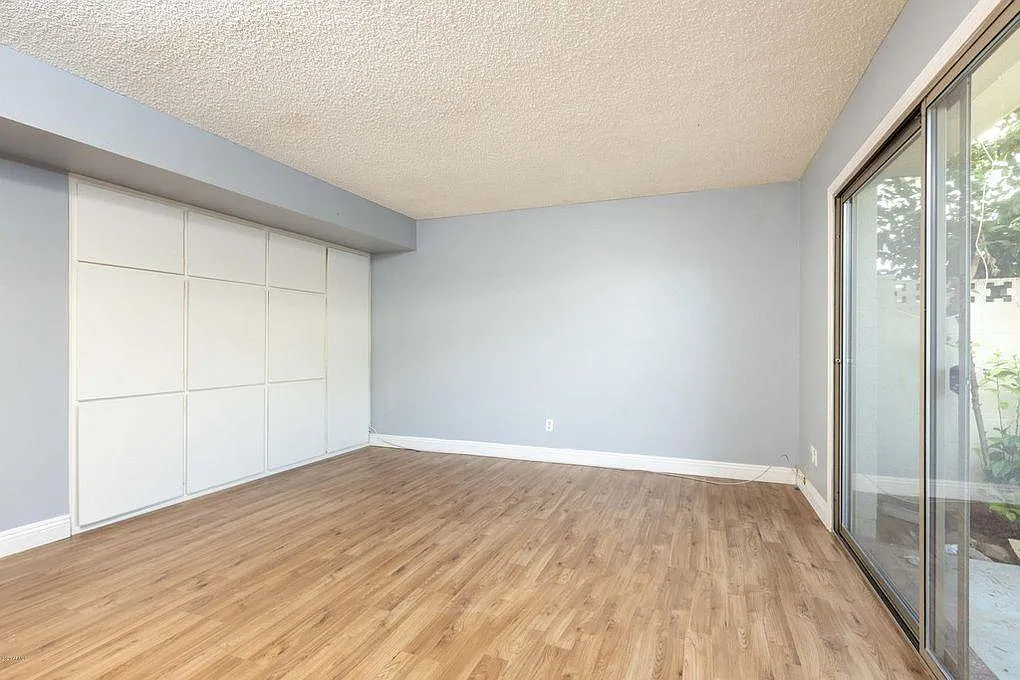 4 bed, 2.5 bath, 1533 sqft, $2,200 — Photo 4