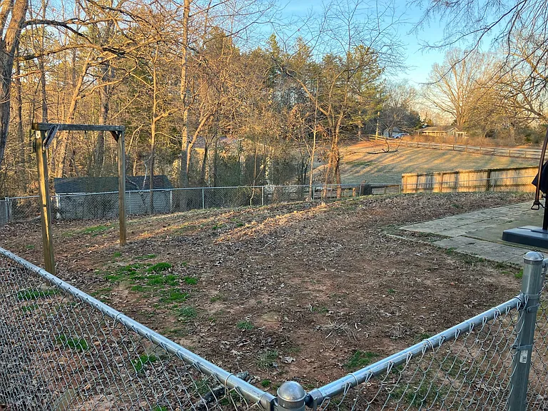 375 W Capewood Ave — Photo 3