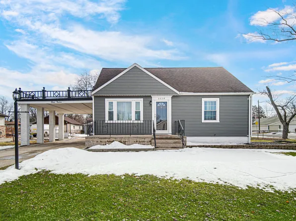 1119 W 38th Pl, Hobart, IN 46342