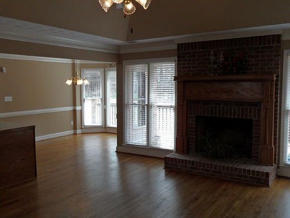 3rd image of 2331 Stedman Ln SW