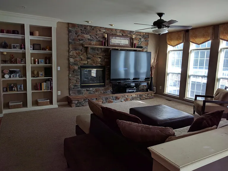 8109 River Gate Ln — Photo 4