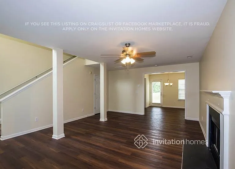 537 Moss Stream Ln — Photo 5