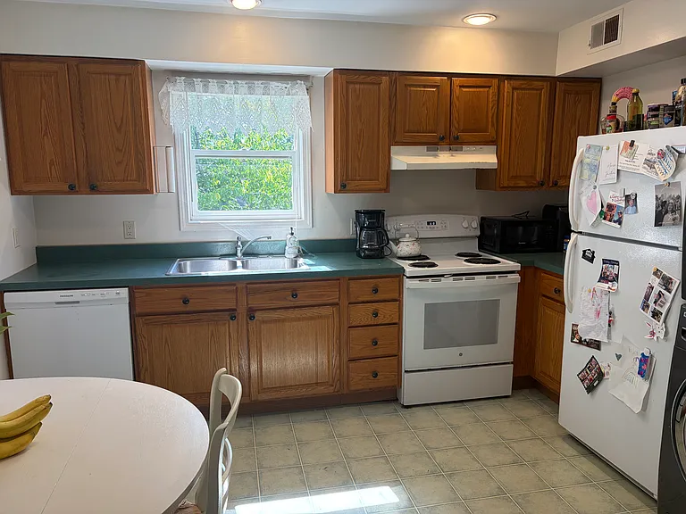 14 Andrews St #2 — Photo 2