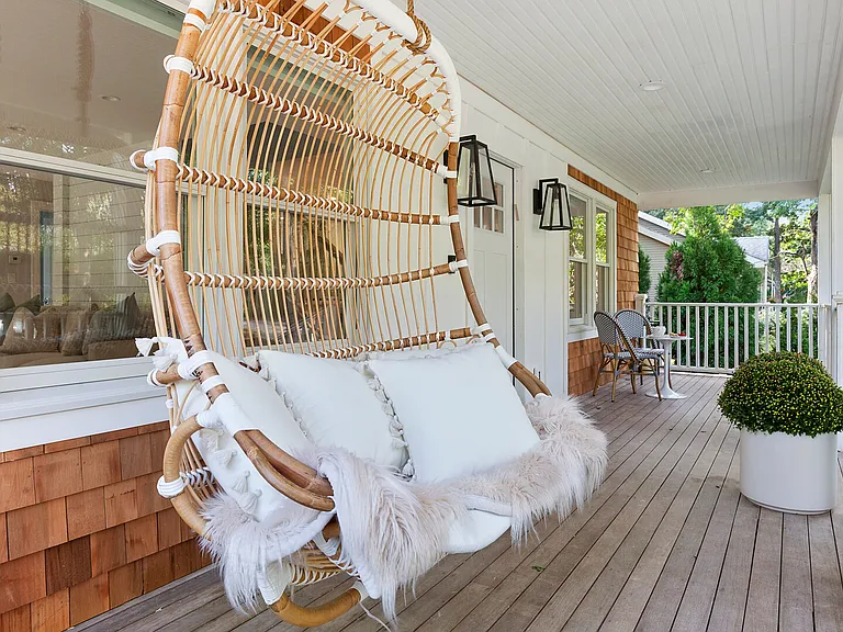 5 Amagansett Dr E — Photo 6