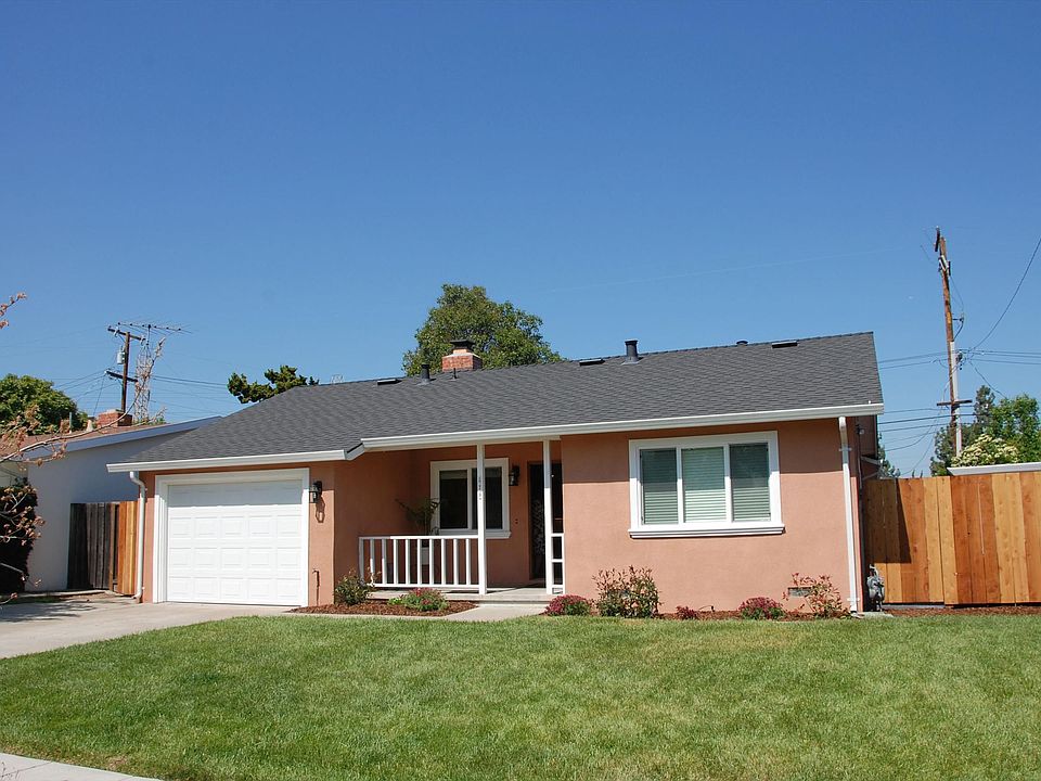 Home has look & feel of new construction