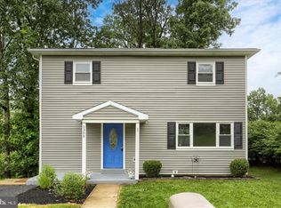 5300 Creekwood Dr, Harrisburg, PA 17109