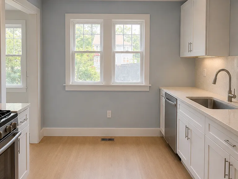 2785 Avondale Ave #2 — Photo 6
