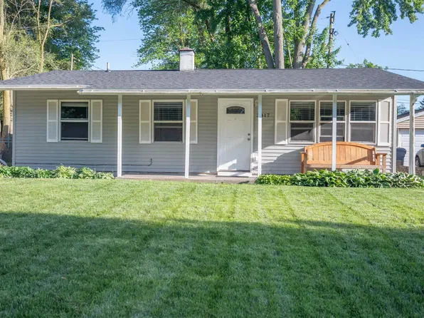3317 Cedar St, Midland, MI 48640