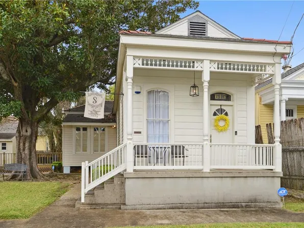 615 Perry St, Gretna, LA 70053