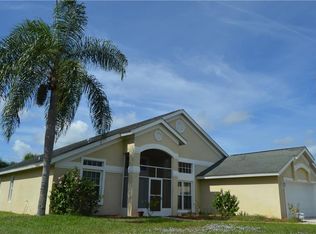 1367 Barber St, Sebastian, FL 32958