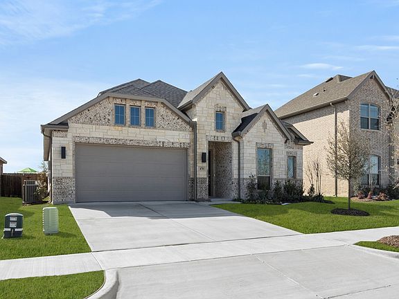 5th image of 470 Red Maple Rd