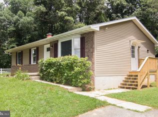 205 Surrey Ct, Westminster, MD 21157