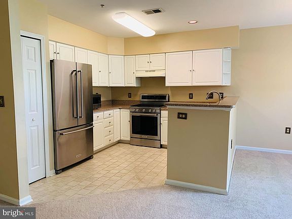 3rd image of 315 Eagles Landing Ct APT A