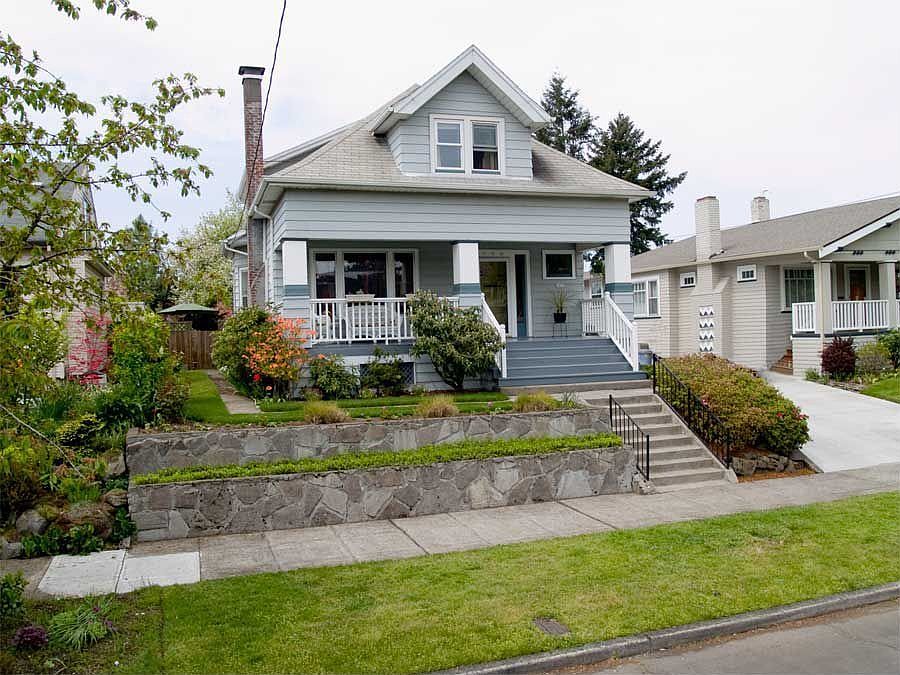 Stunning Remodel! All three floors!