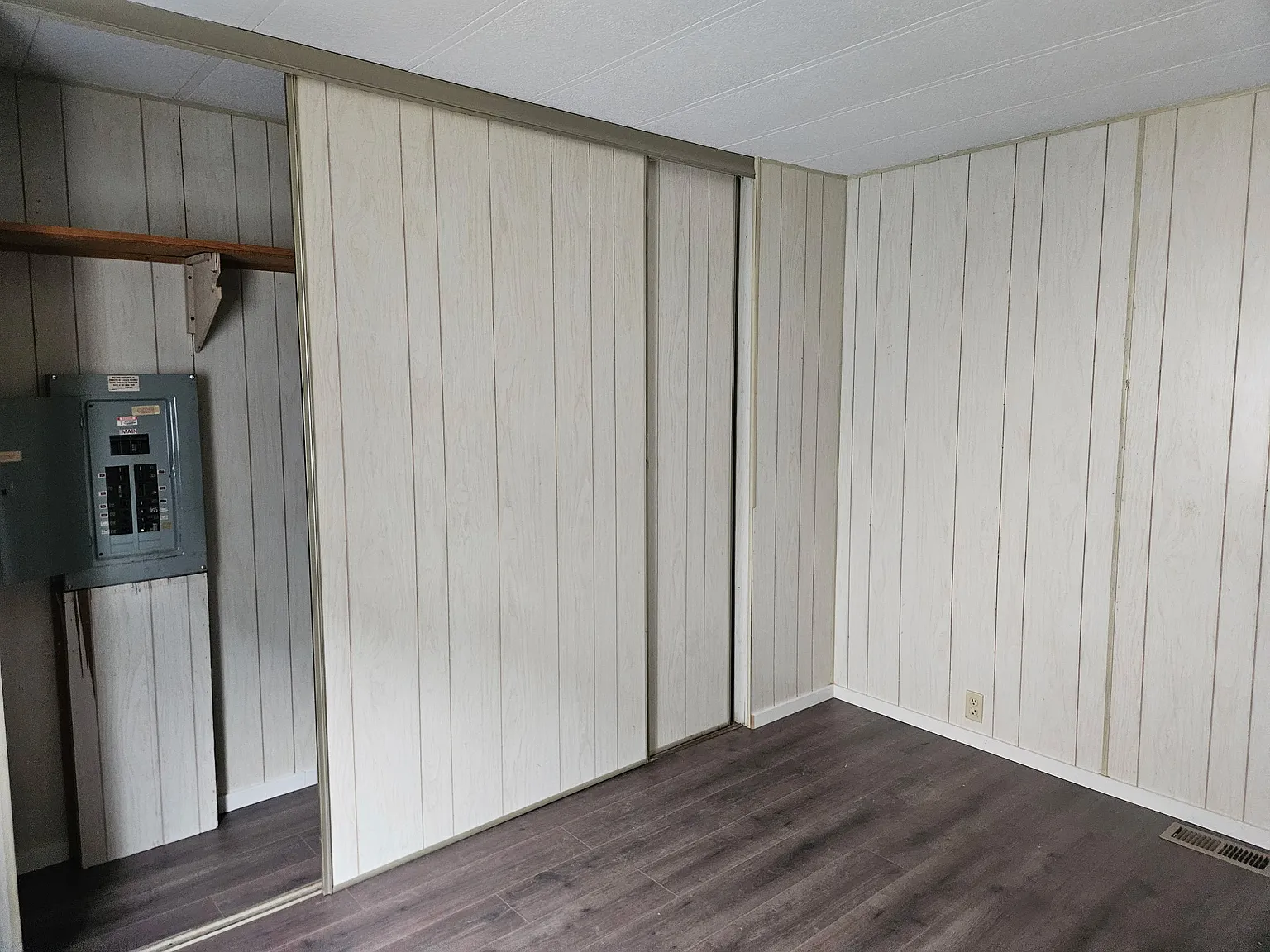 2 bed, 912 sqft, $1,700 — Photo 3