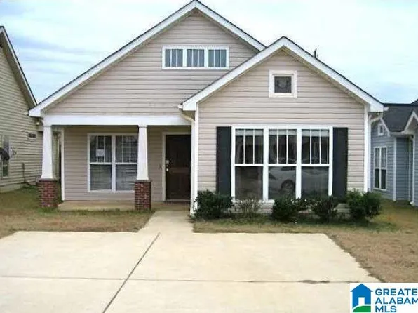 201 Creekstone Trl, Calera, AL 35040