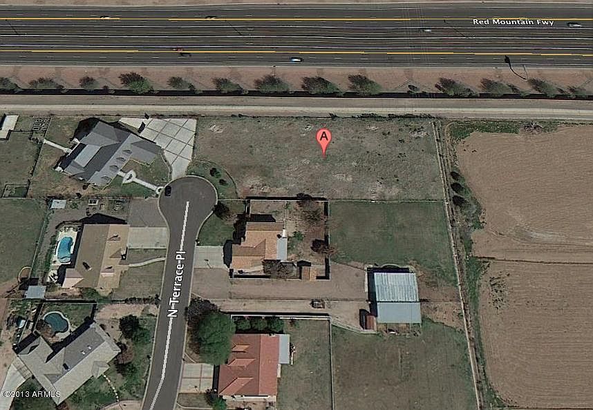 1st image of 2739 N Terrace Cir