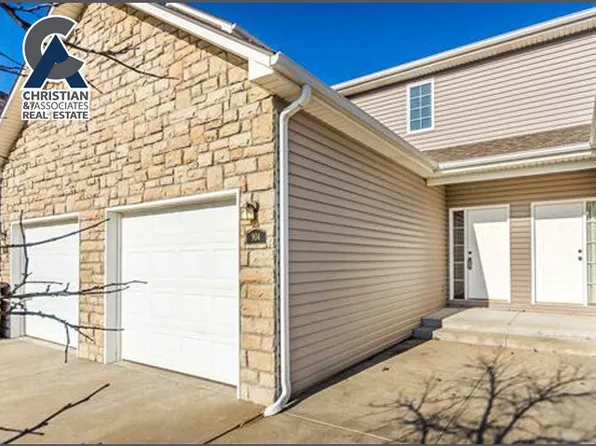 904 Oakbrook Pl, Manhattan, KS 66503