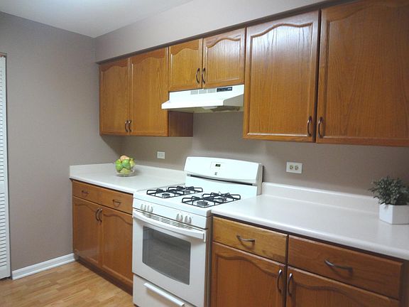 4th image of 798 N Gary Ave Unit 110