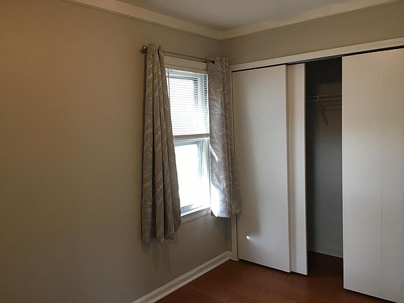 5th image of 1556 Chapin Ave