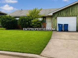 3024 Meister Rd, Lorain, OH 44053
