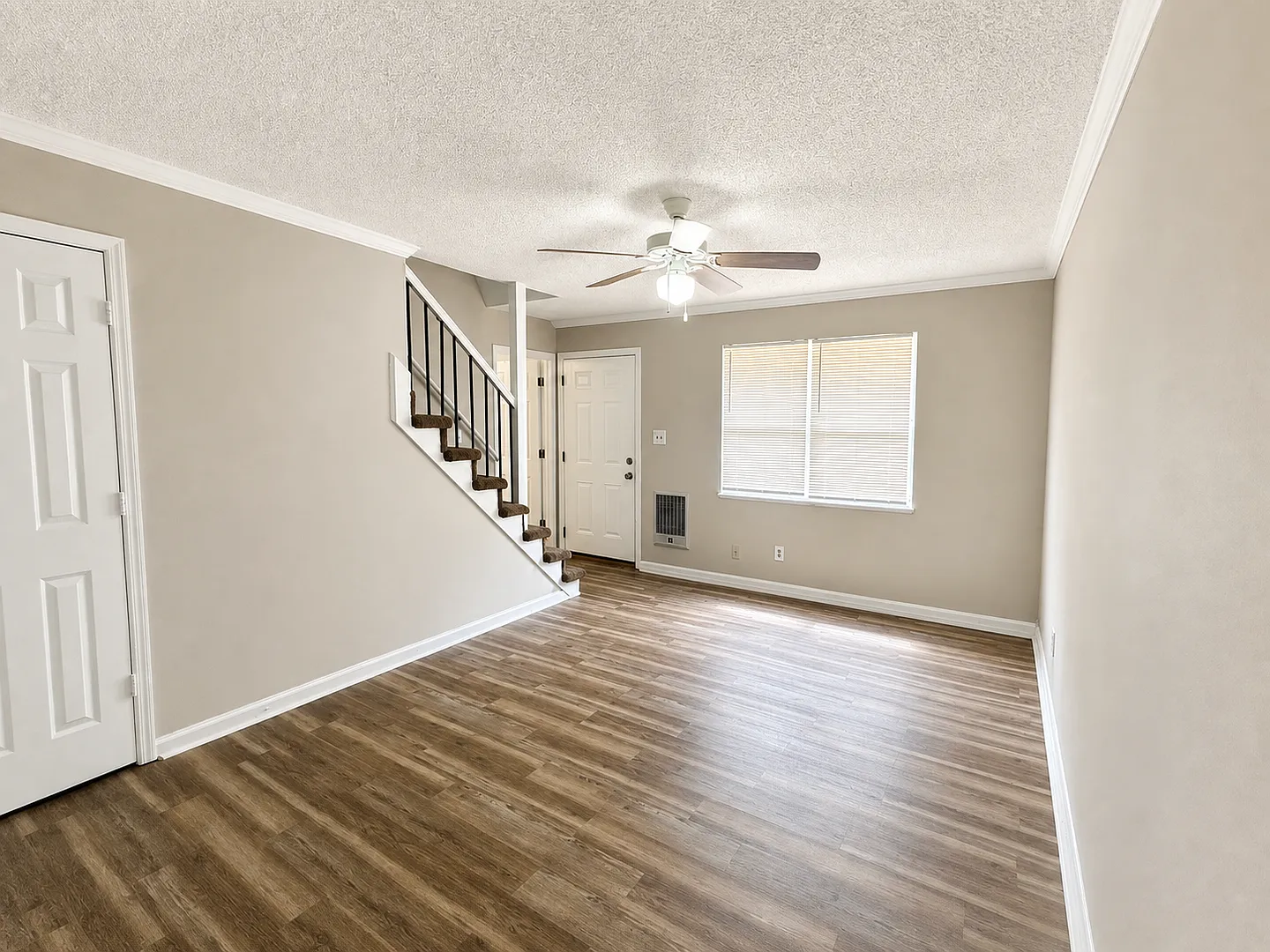 109 West Avenue — Photo 3