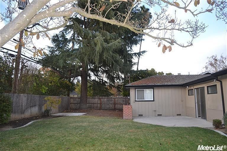 2nd image of 6959 N Pershing Ave