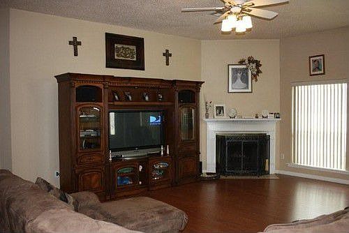 3rd image of 3808 Grilletta Ct