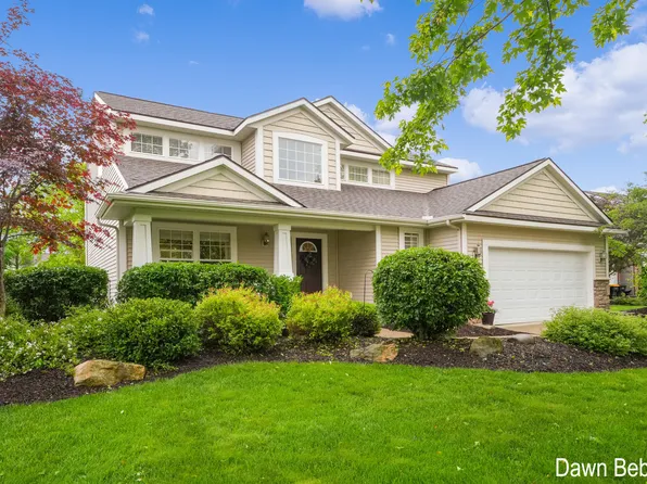 7650 Thornapple Club Dr SE, Ada, MI 49301