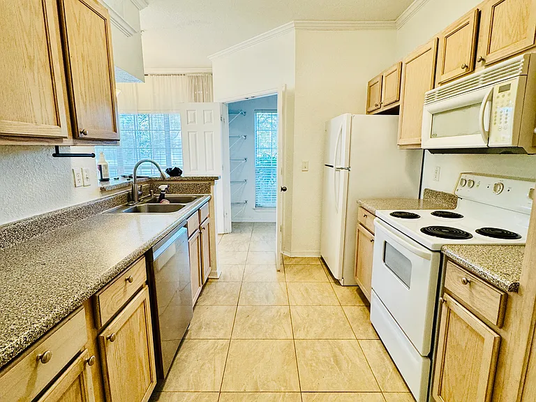 7800 Point Meadows Dr #1117 — Photo 24