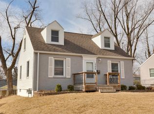 1704 Merle Hay Rd, Des Moines, IA 50310