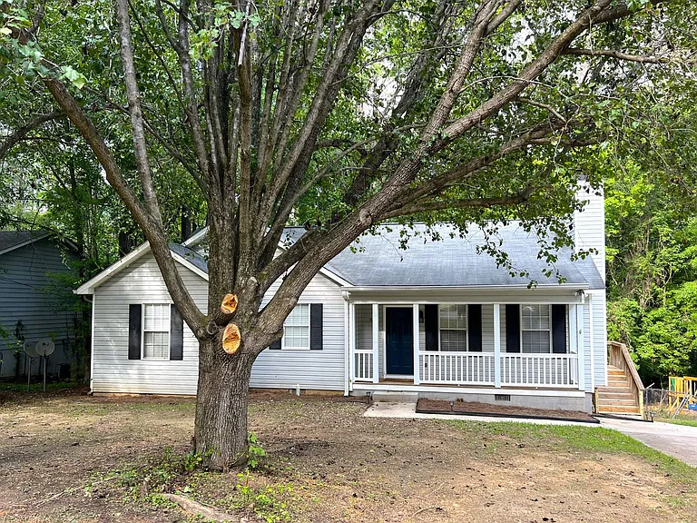 536 Loblolly Ln — Photo 1