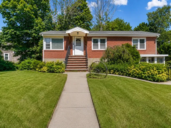 65 Fowler St, Randolph, MA 02368