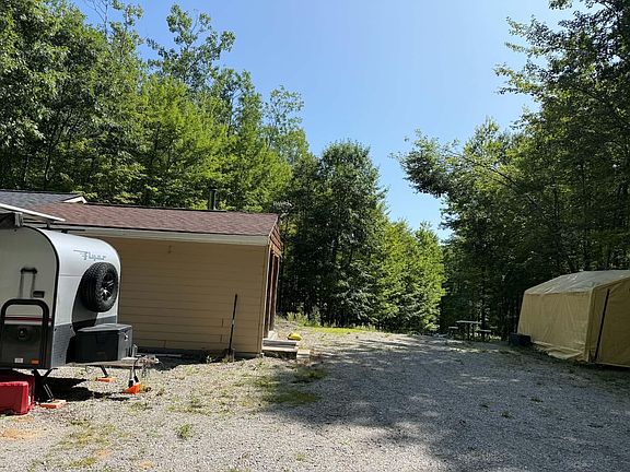4th image of 1158 N Hubbard Lake Rd