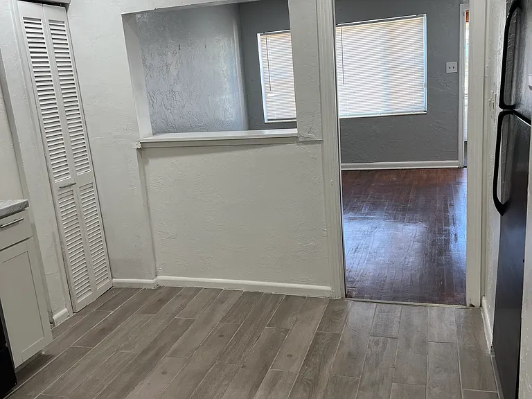 2641 15th Ave S #2 — Photo 3